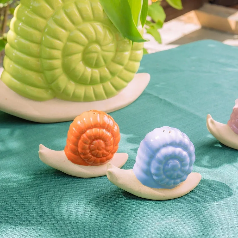 Doiy: Woodland Salt & Pepper Snail Lilac Orange