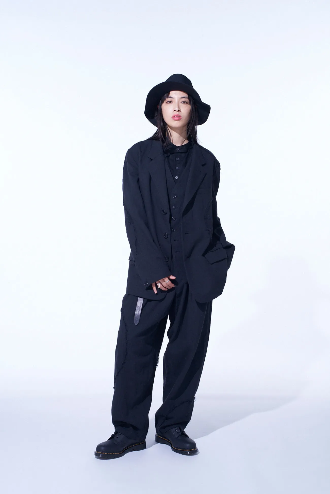 LINEN/COTTON HERRINGBONE ZIGZAG CUT-OUT JACKET